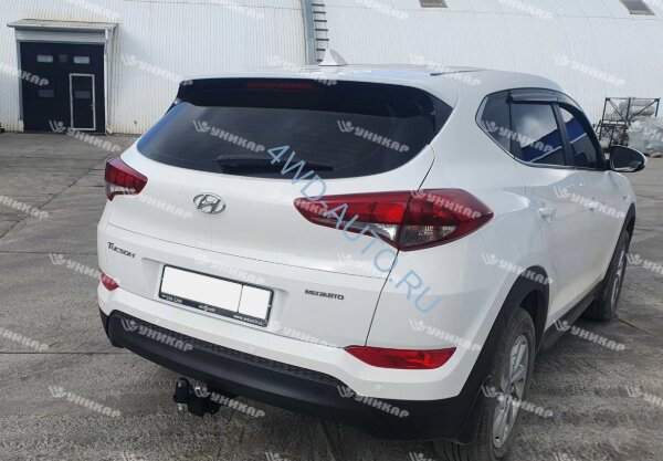 Фаркоп Уникар на  Hyundai Tucson III поколение 2015 — 2018 дорестайлинг , Kia Sportage IV поколение 2015 — 2018 дорестайлинг (шар Е) | Быстросъемный шар под американский квадрат