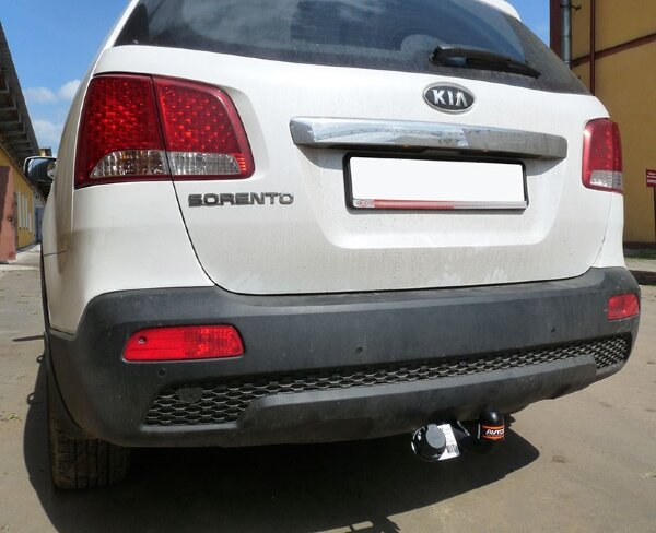 Фаркоп Avtos KI 17 для KIA Sorento R 2009-2012. Требуется подрезка бампера. Тип шара: A. Нагрузки: 1250/75 кг