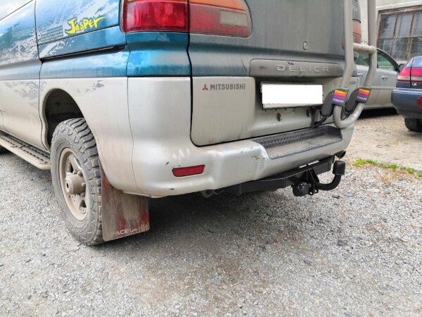 Фаркоп 4WD-AUTO MDel97-06-A  на Mitsubishi Delica 1996-2007 правый руль