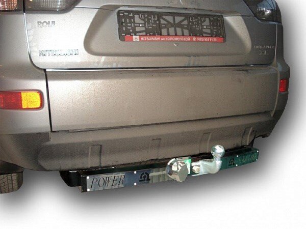 Фаркоп Leader Plus M105-F(N) (c нержавеющей пластиной) Mitsubishi Outlander XL с 2007-2012. Без выреза бампера. Нагрузки 2000/100 кг.