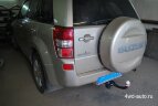 Фаркоп Трейлер 7900 Suzuki Grand Vitara c 2005-2016 г.в. (5 дверей, 2л, с запасным колесом на двери а.м) Требуется подрезка бампера. Тип шара: A. Нагрузки: 1200/50 кг. Фаркоп Трейлер 7900 Suzuki Grand Vitara c 2005-2016 г.в. (5 дверей, 2л, с запасным колесом на двери а.м) Требуется подрезка бампера. Тип шара: A. Нагрузки: 1200/50 кг.