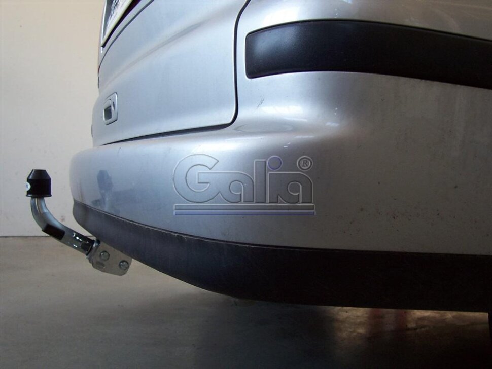 Оцинкованный фаркоп Galia F104C на Volkswagen Sharan с 2000 по 2010 г/в